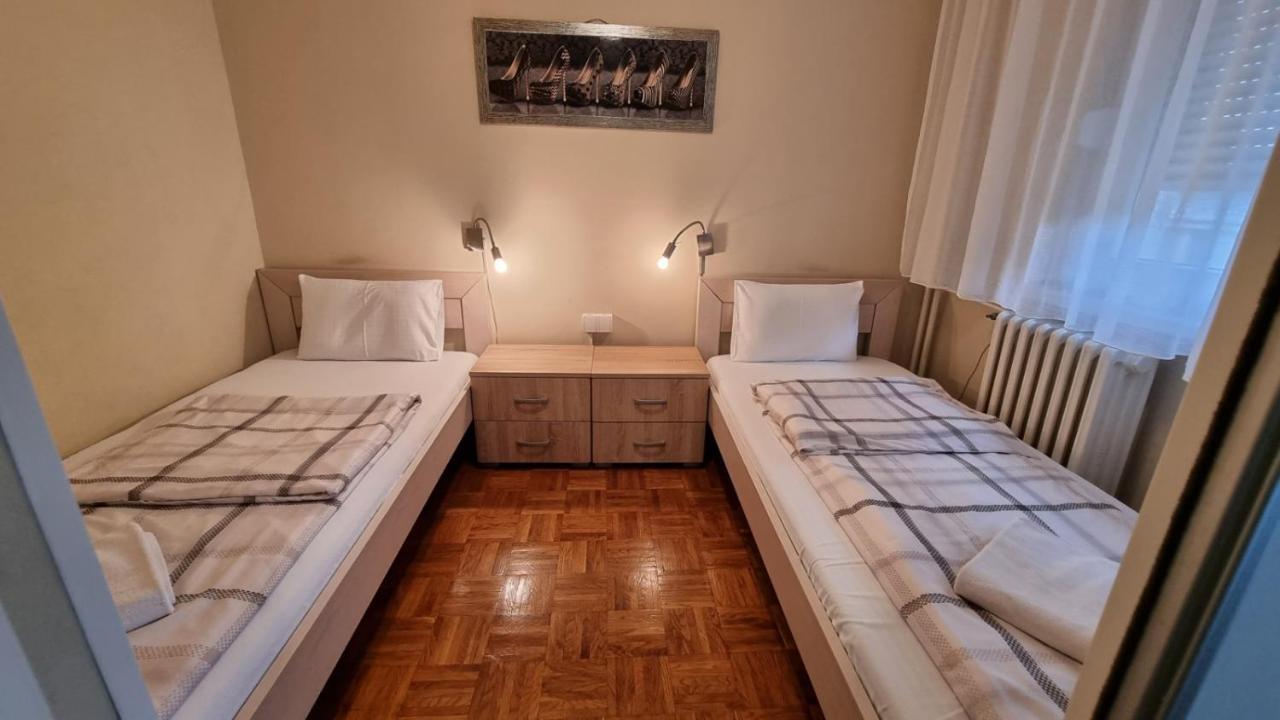 Slavija Square Apartments Belgrad Exteriör bild