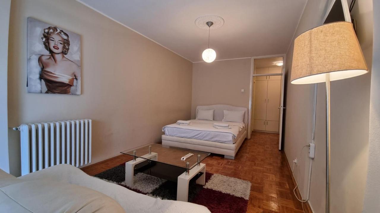 Slavija Square Apartments Belgrad Exteriör bild