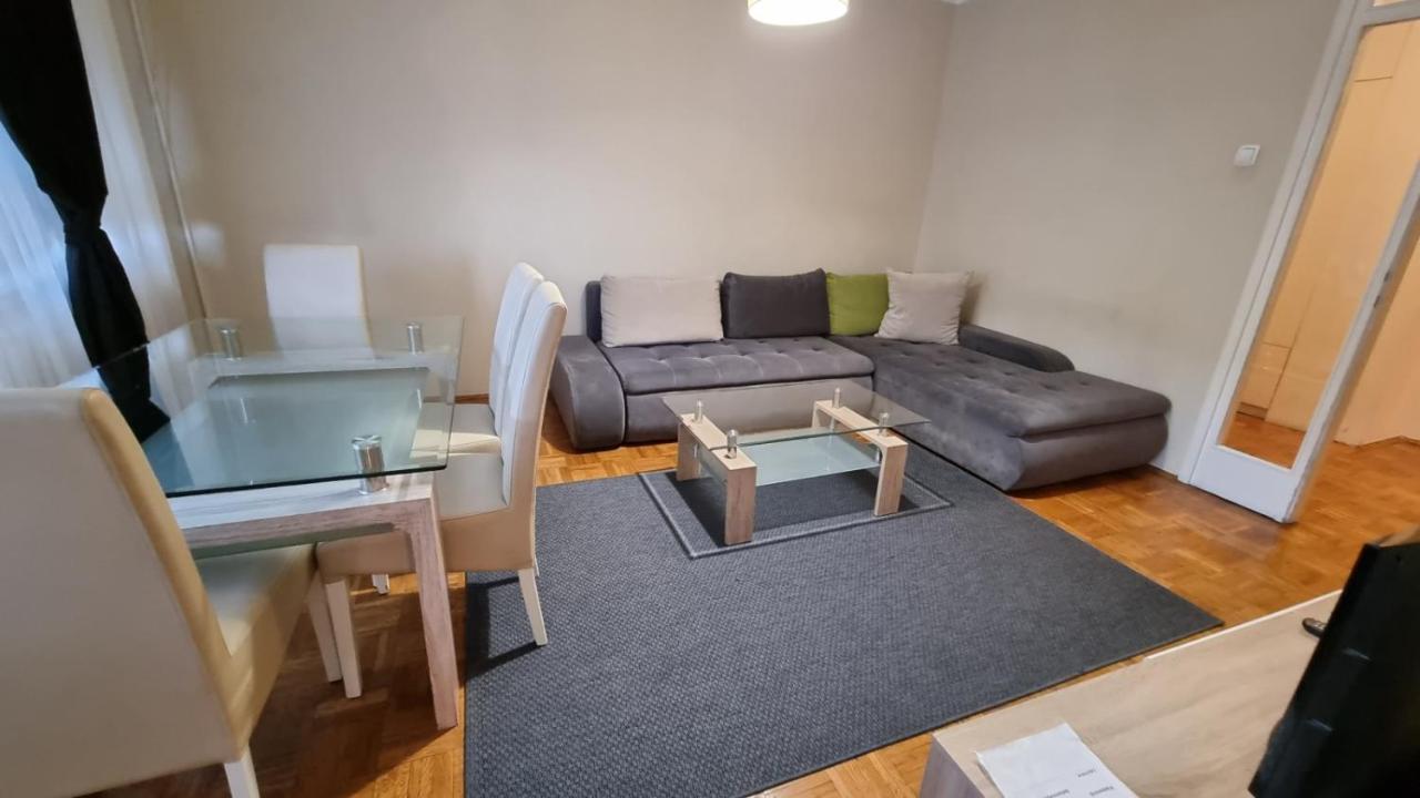Slavija Square Apartments Belgrad Exteriör bild