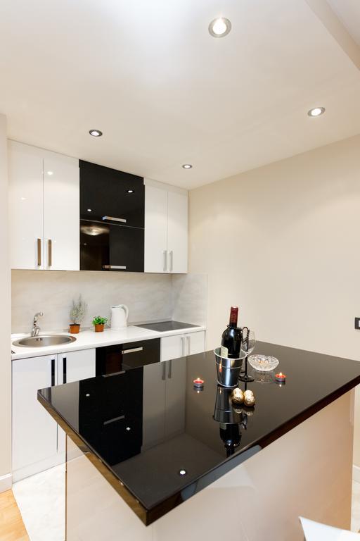 Slavija Square Apartments Belgrad Rum bild