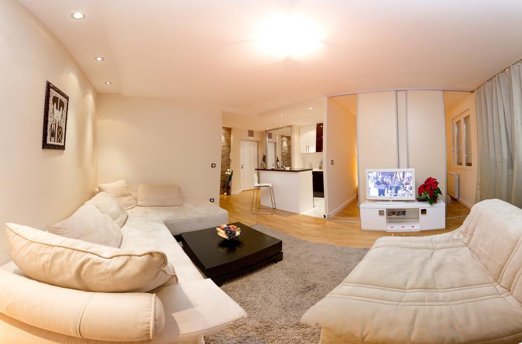 Slavija Square Apartments Belgrad Rum bild