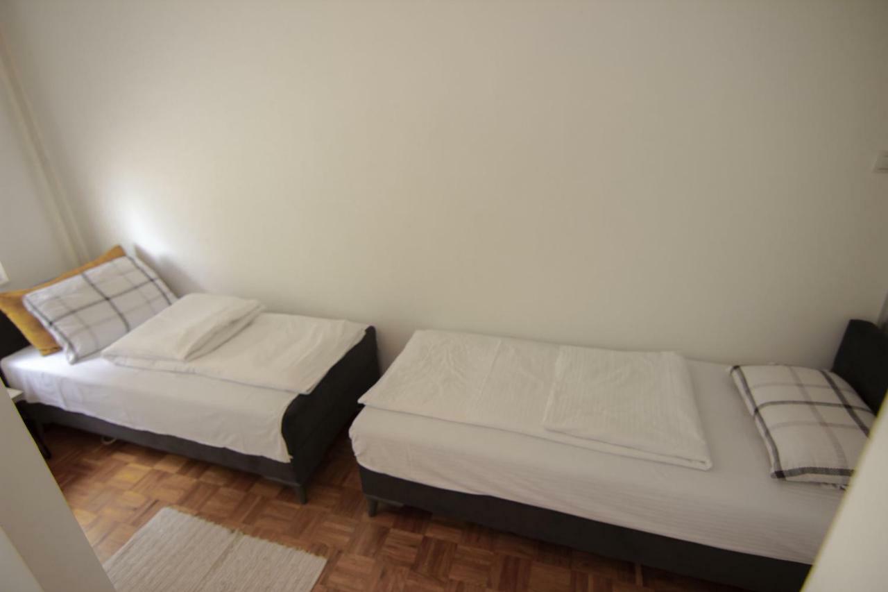 Slavija Square Apartments Belgrad Exteriör bild